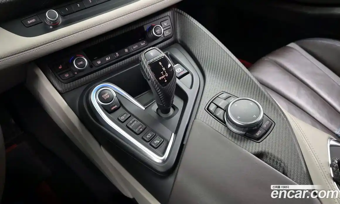 BMW i8 2016 1.5 Автомат в Москве № 156171, фото 12