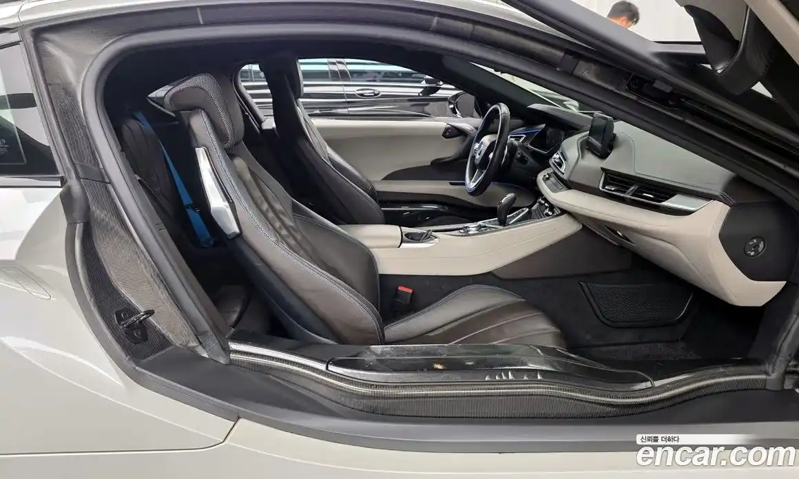BMW i8 2016 1.5 Автомат в Москве № 156171, фото 17