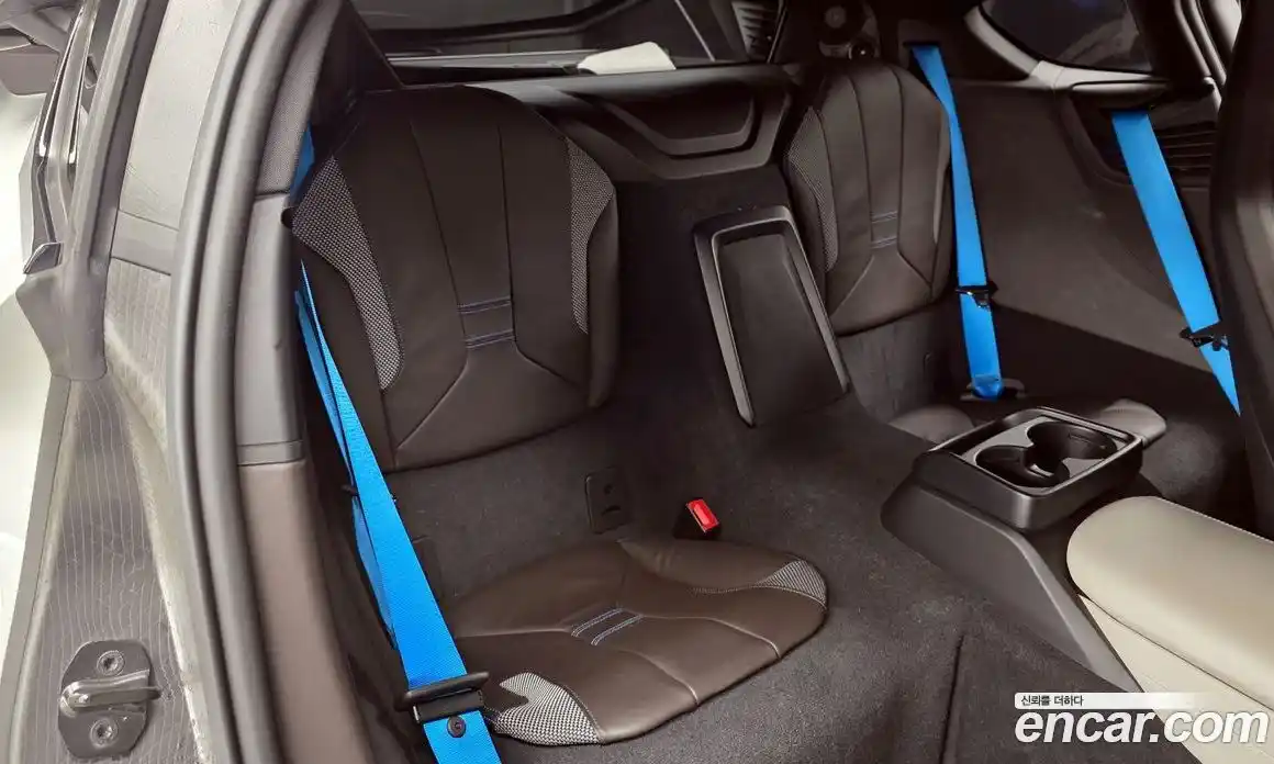 BMW i8 2016 1.5 Автомат в Москве № 156171, фото 18