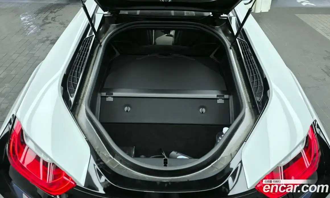 BMW i8 2016 1.5 Автомат в Москве № 156171, фото 19