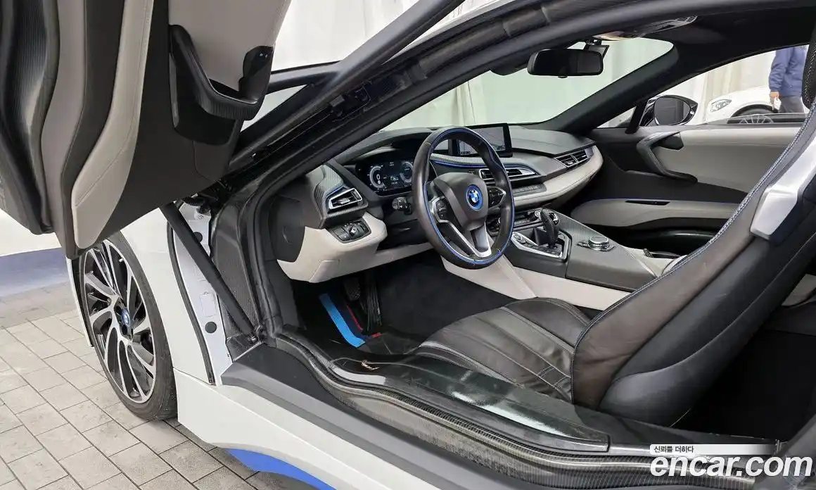 BMW i8 2016 1.5 Автомат в Москве № 156171, фото 20