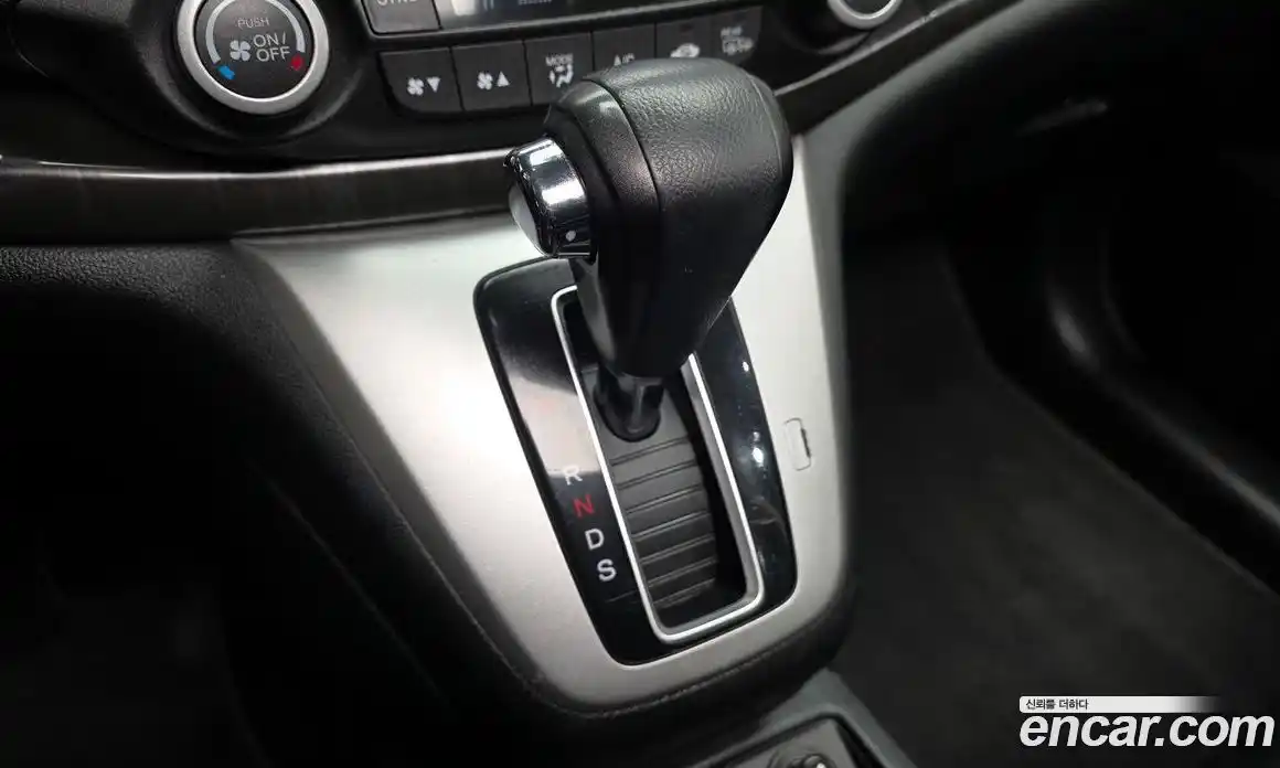 Honda CR-V 2014 2.4 Автомат в Москве № 160332, фото 16