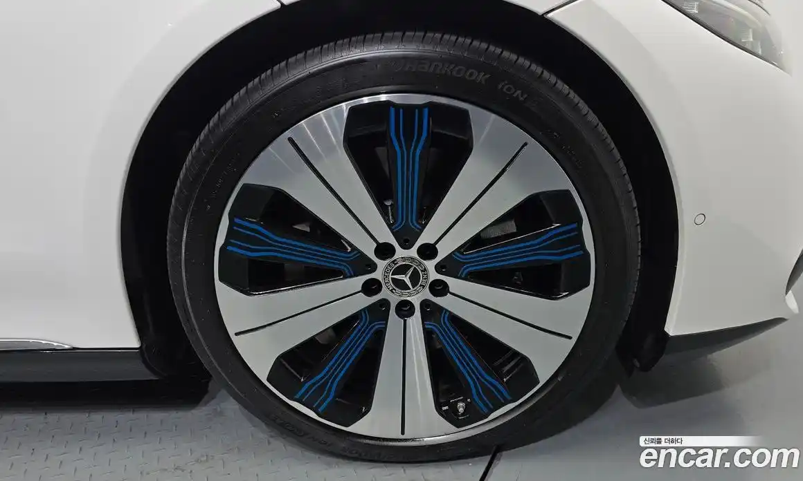 Mercedes-Benz EQS 2022 0.3 Автомат в Москве № 160567, фото 9