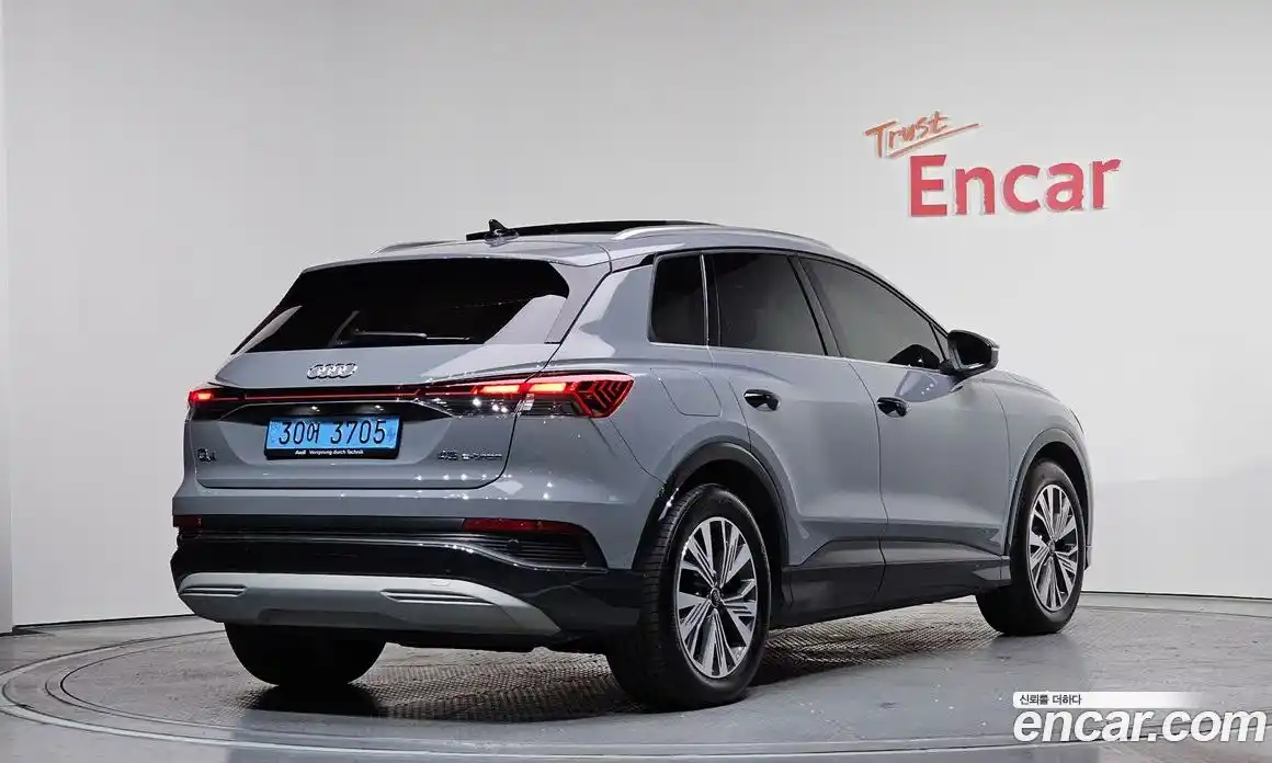 Audi Q4 e-tron 2025 0.2 Автомат в Москве № 162360, фото 14