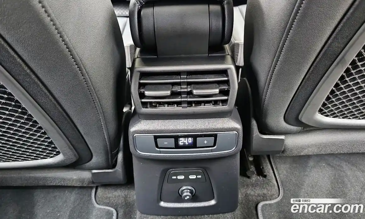 Audi Q4 e-tron 2025 0.2 Автомат в Москве № 162360, фото 15