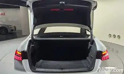 Audi A6 2023 2.0 Автомат в Москве № 162774, миниатюра 8