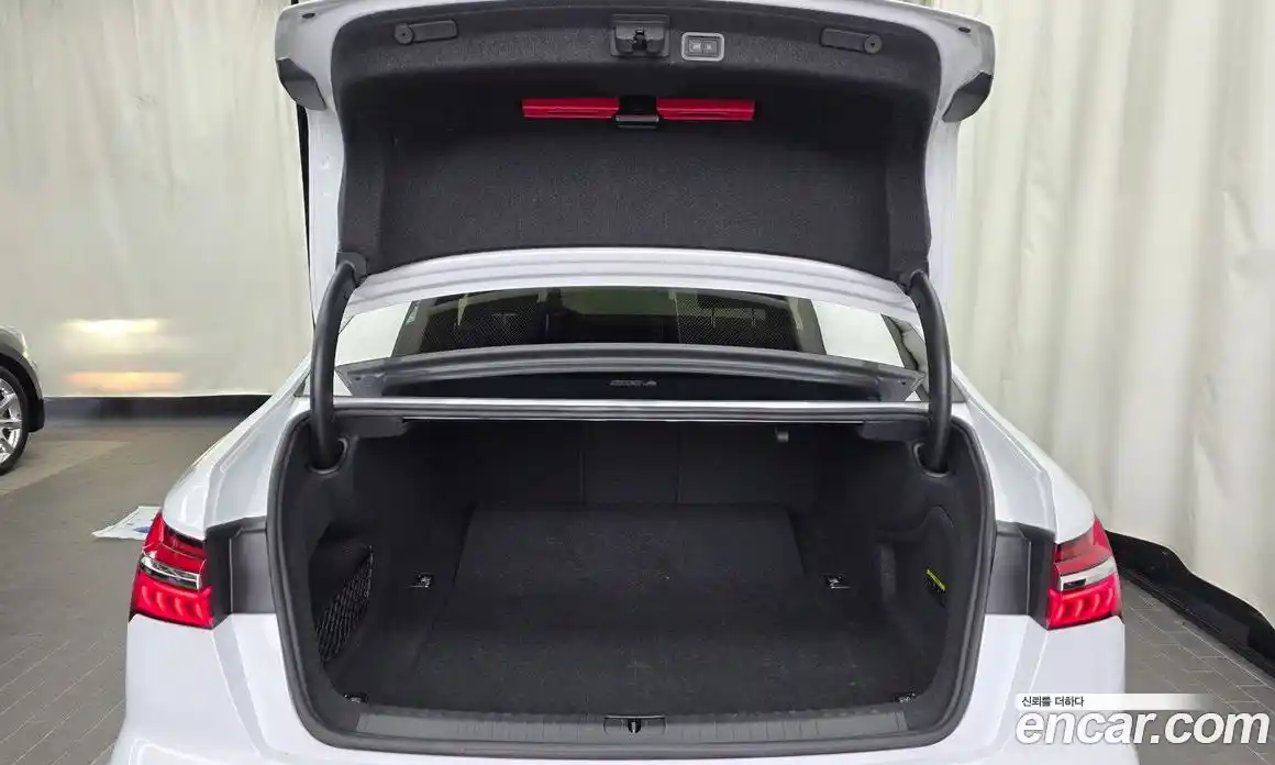 Audi A6 2021 2.0 Автомат в Москве № 163076, фото 6