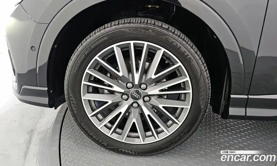 Audi Q3 2023 2.0 Автомат в Москве № 163331, фото 14