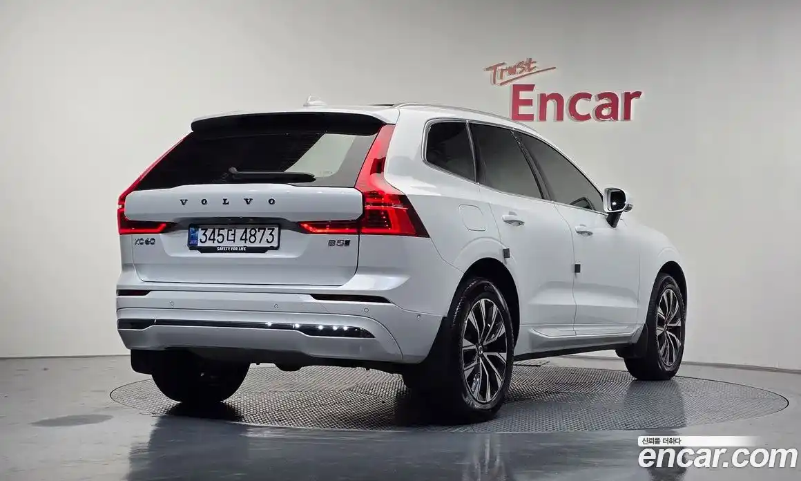 Volvo XC60 2025 2.0 Автомат в Москве № 164190, фото 13