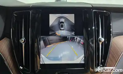 Volvo XC60 2025 2.0 Автомат в Москве № 164190, миниатюра 3