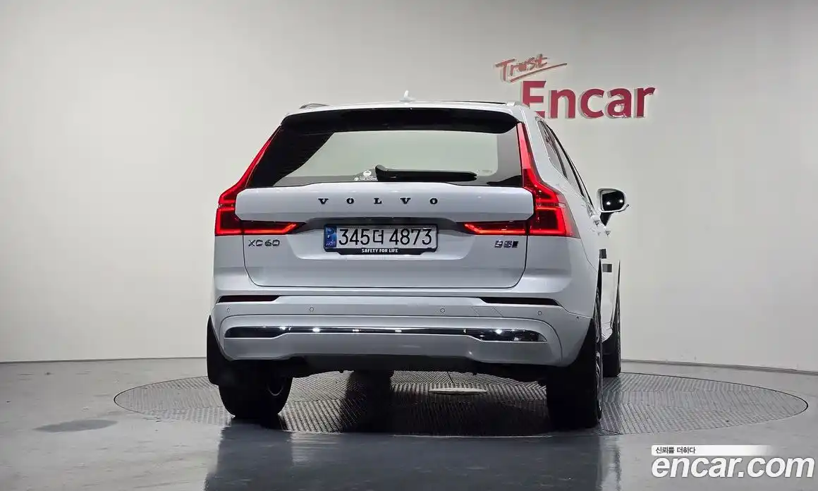 Volvo XC60 2025 2.0 Автомат в Москве № 164190, фото 6