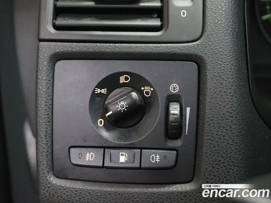 Volvo C30 2012 2.0 Автомат в Москве № 164862, фото 17