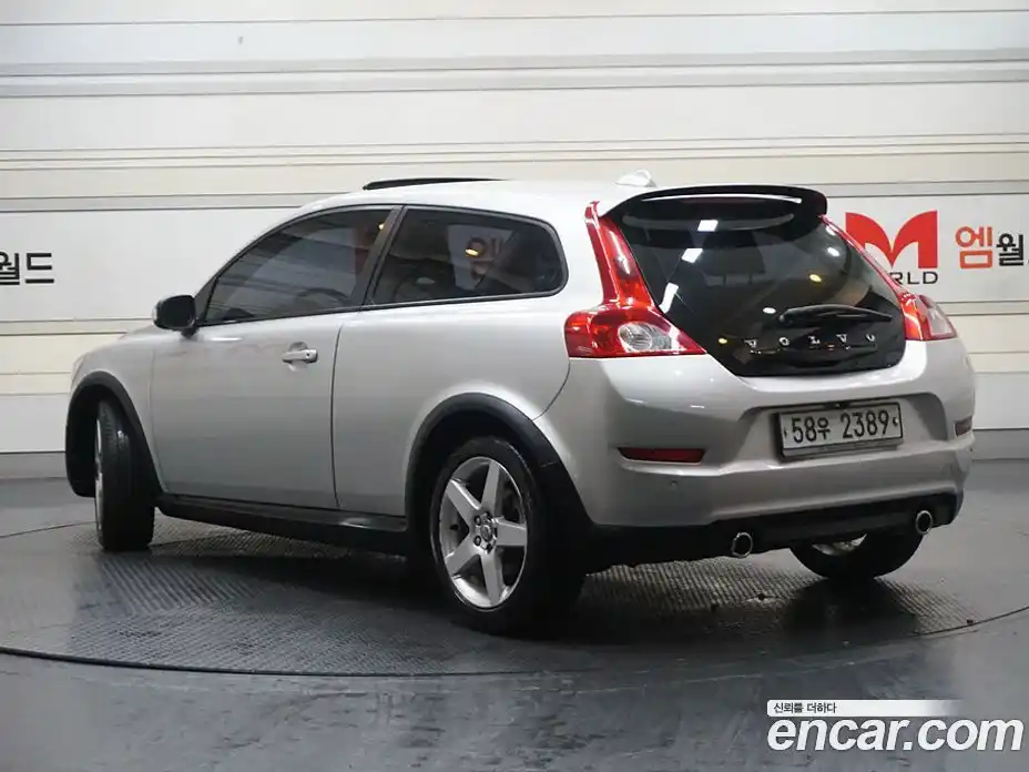 Volvo C30 2012 2.0 Автомат в Москве № 164862, фото 3
