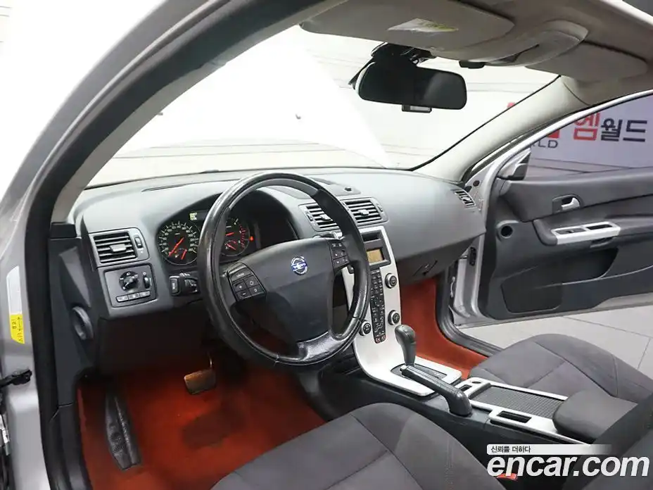 Volvo C30 2012 2.0 Автомат в Москве № 164862, фото 8