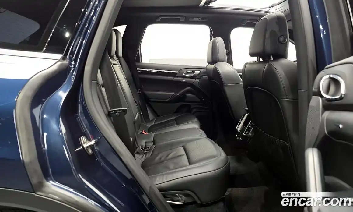 Porsche Cayenne 2014 3.6 Автомат в Москве № 165518, фото 4