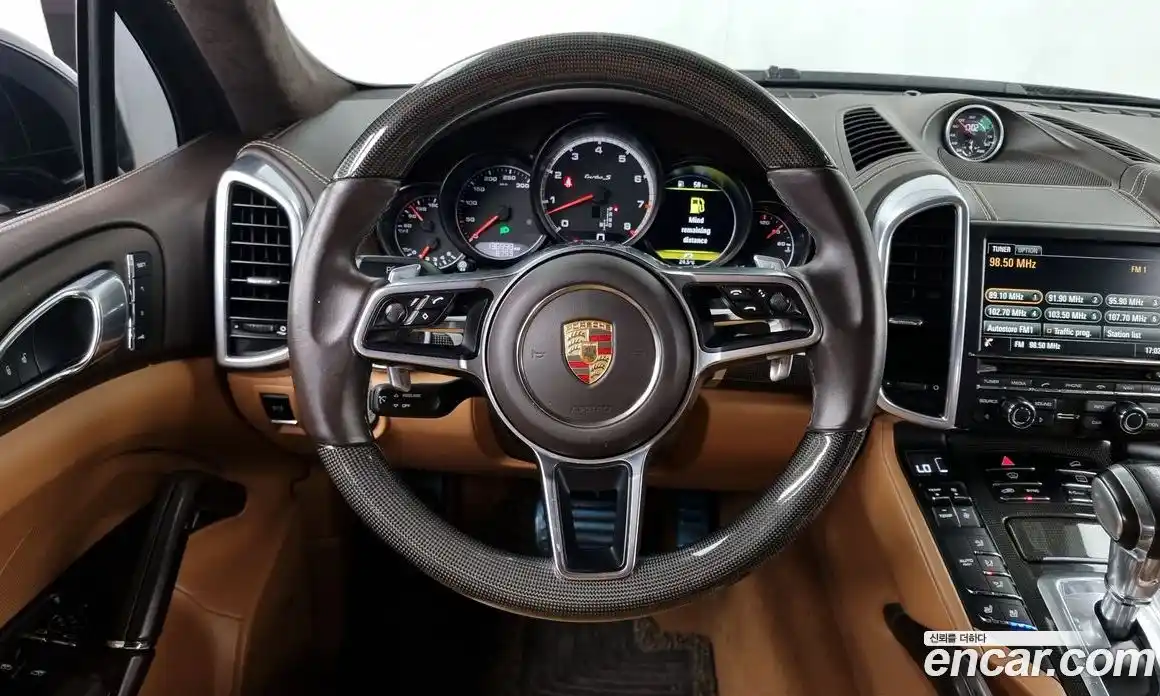 Porsche Cayenne 2016 4.8 Автомат в Москве № 165595, фото 16