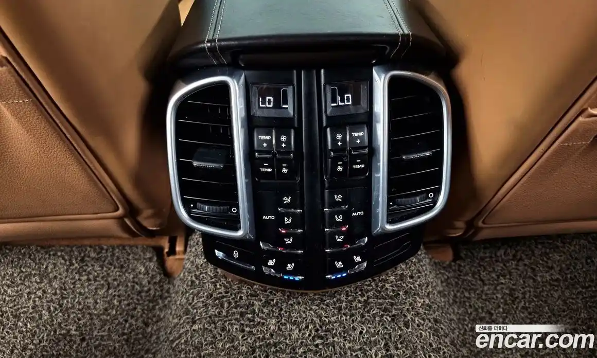 Porsche Cayenne 2016 4.8 Автомат в Москве № 165595, фото 4