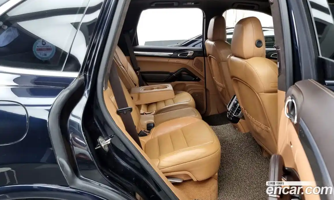 Porsche Cayenne 2016 4.8 Автомат в Москве № 165595, фото 6