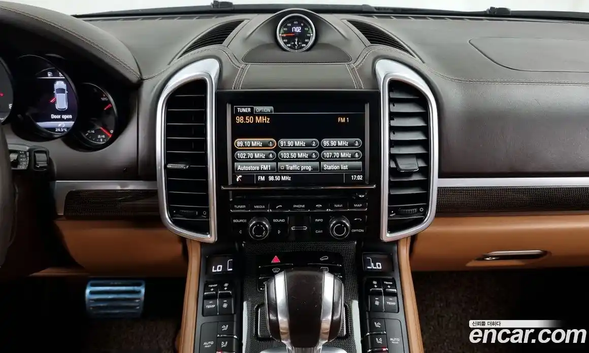 Porsche Cayenne 2016 4.8 Автомат в Москве № 165595, фото 9