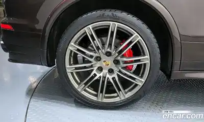 Porsche Cayenne 2016 3.6 Автомат в Москве № 165688, миниатюра 5