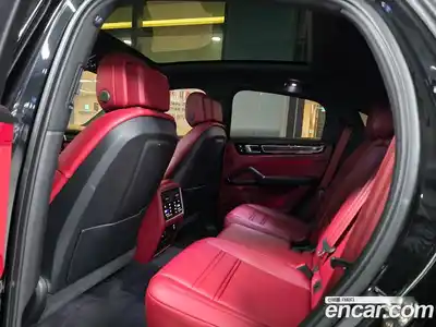 Porsche Cayenne 2023 3.0 Автомат в Москве № 165826, миниатюра 11