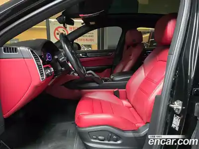 Porsche Cayenne 2023 3.0 Автомат в Москве № 165826, миниатюра 10