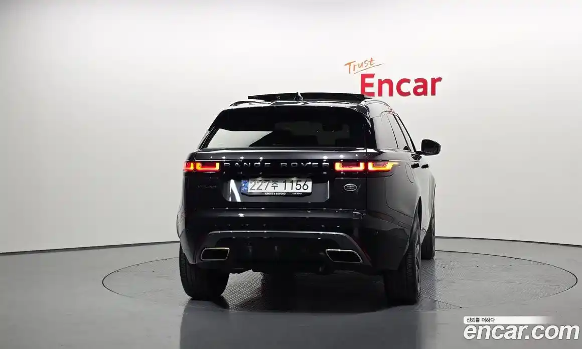 Land Rover Range-Rover Velar 2023 3.0 Автомат в Москве № 166085, фото 13