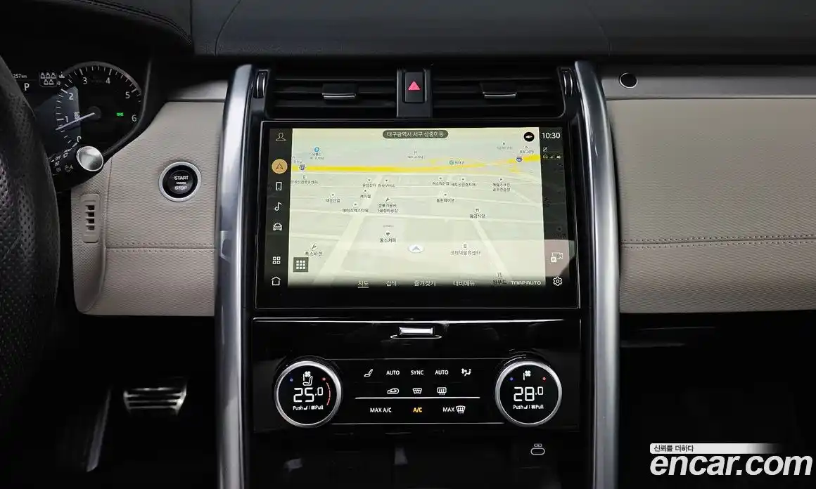 Land Rover Discovery 2023 3.0 Автомат в Москве № 166215, фото 15