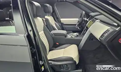 Land Rover Discovery 2023 3.0 Автомат в Москве № 166215, миниатюра 10