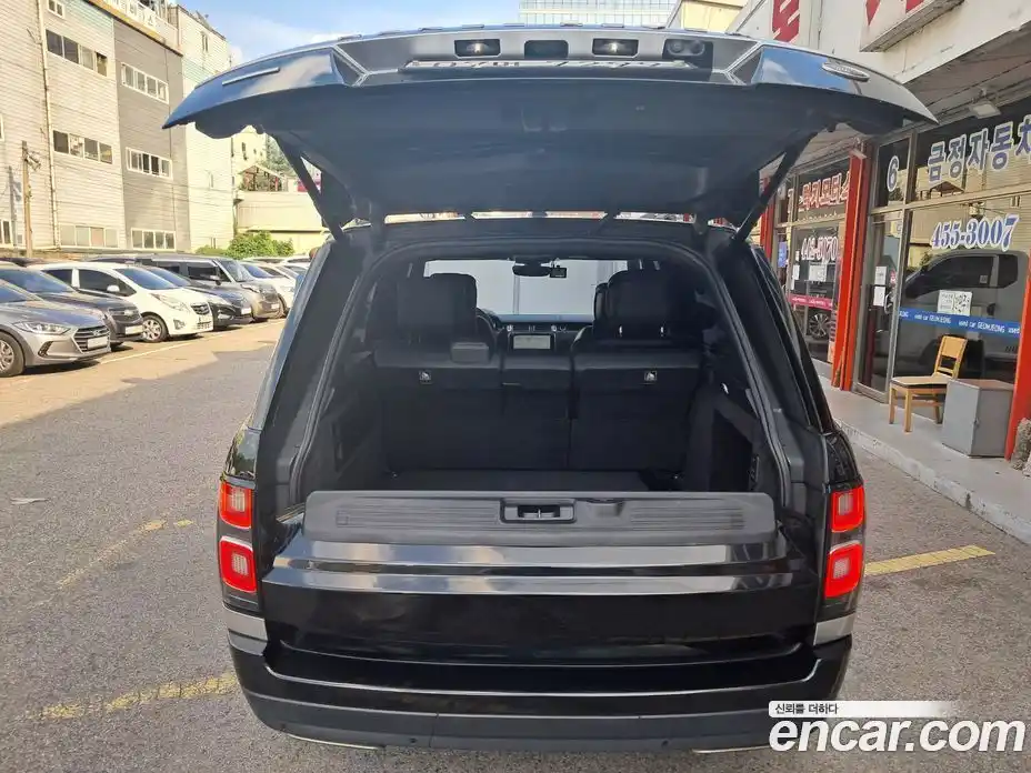 Land Rover Range-Rover 2019 5.0 Автомат в Москве № 166815, фото 17