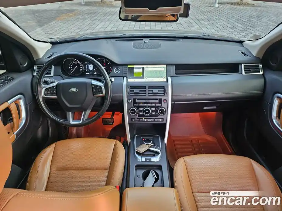 Land Rover Discovery Sport 2018 2.0 Автомат в Москве № 166862, фото 15