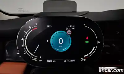 Mini Cooper 2024 2.0 Автомат в Москве № 166989, миниатюра 8