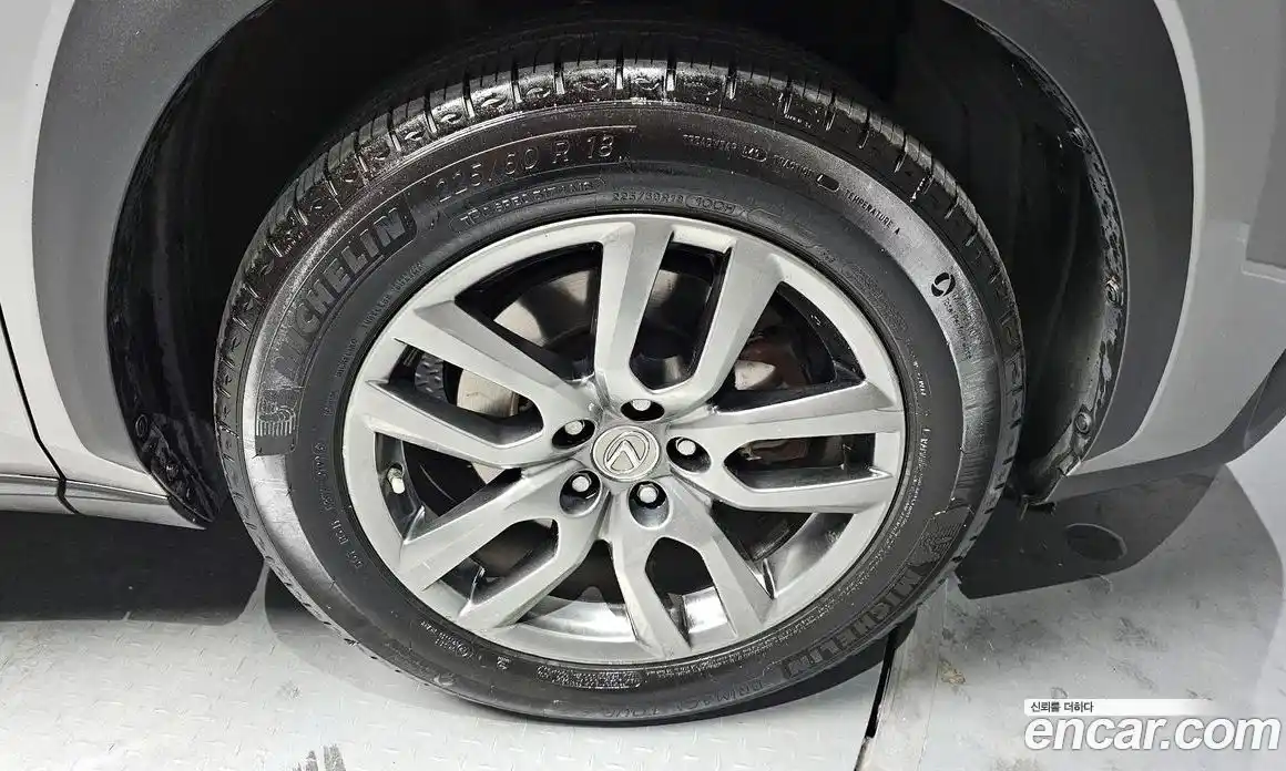 Lexus NX 2016 2.0 Автомат в Москве № 168282, фото 18