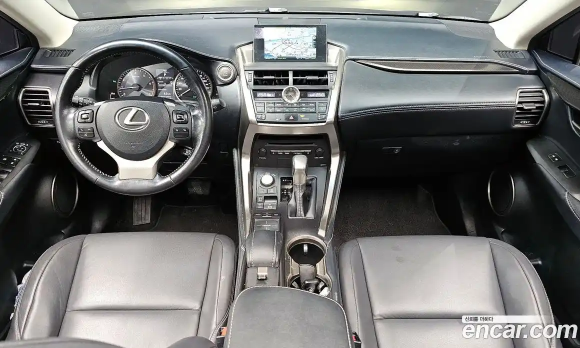 Lexus NX 2016 2.0 Автомат в Москве № 168282, фото 7