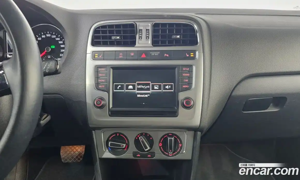 Volkswagen Polo 2015 1.4 Автомат в Москве № 168794, фото 14