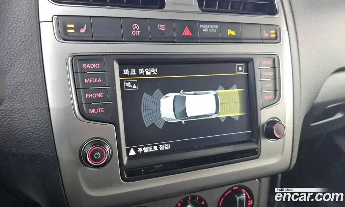 Volkswagen Polo 2015 1.4 Автомат в Москве № 168794, фото 16