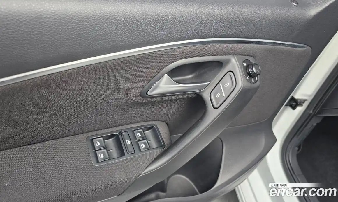 Volkswagen Polo 2015 1.4 Автомат в Москве № 168794, фото 17