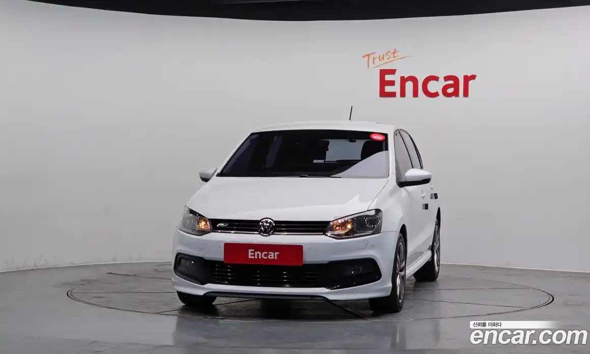 Volkswagen Polo 2015 1.4 Автомат в Москве № 168794, фото 3