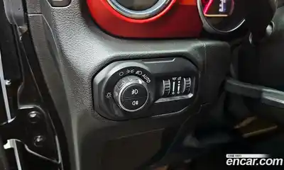 Jeep Wrangler 2019 2.0 Автомат в Москве № 169849, миниатюра 11