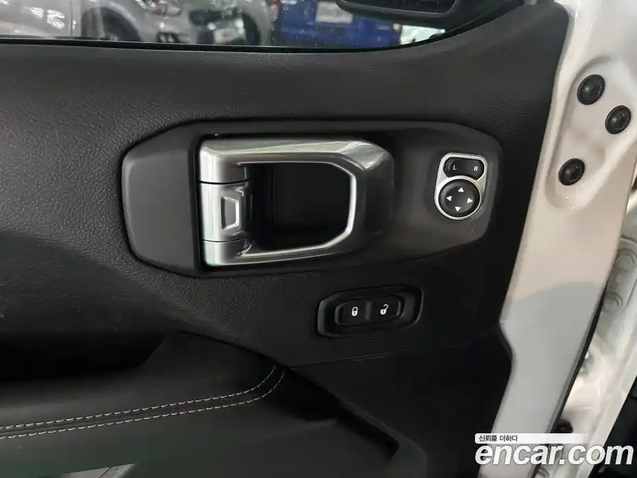 Jeep Wrangler 2020 2.0 Автомат в Москве № 170036, фото 17