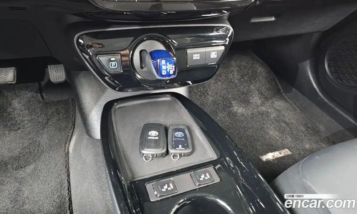 Toyota Prius 2021 1.8 Автомат в Москве № 170274, фото 16