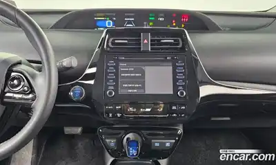 Toyota Prius 2021 1.8 Автомат в Москве № 170274, миниатюра 10