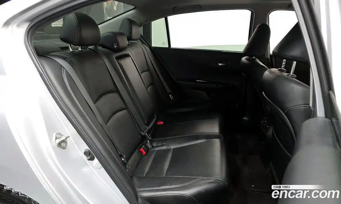 Honda Accord 2014 2.4 Автомат в Москве № 170472, фото 19