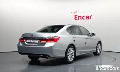 Honda Accord 2014 2.4 Автомат в Москве № 170472, миниатюра 10