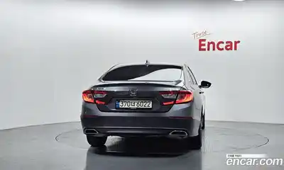 Honda Accord 2021 1.5 Автомат в Москве № 170483, миниатюра 4