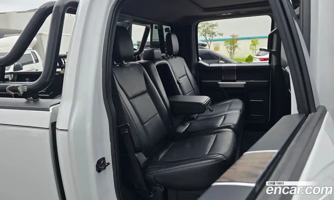 Ford F350 2019 6.2 Автомат в Москве № 170793, фото 12