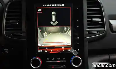 Renault QM6 2018 2.0 Автомат в Москве № 176535, миниатюра 11