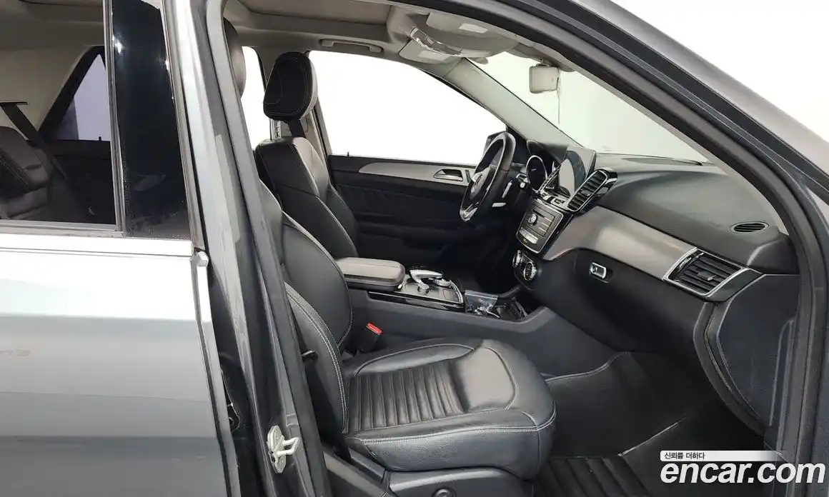 Mercedes-Benz GLE-Class 2018 3.0 Автомат в Москве № 180440, фото 11