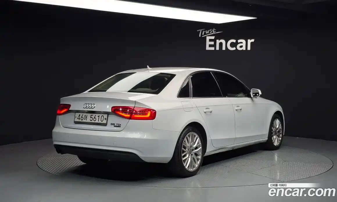 Audi A4 2015 2.0 Автомат в Москве № 181255, фото 13