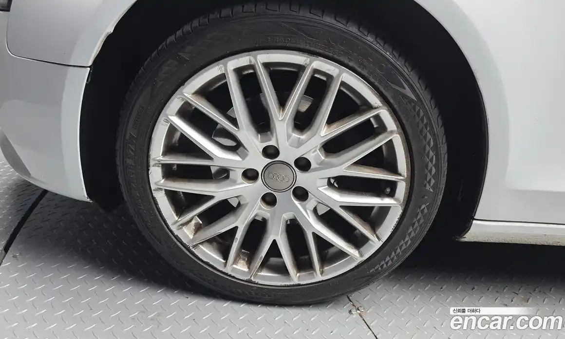 Audi A4 2015 2.0 Автомат в Москве № 181255, фото 5